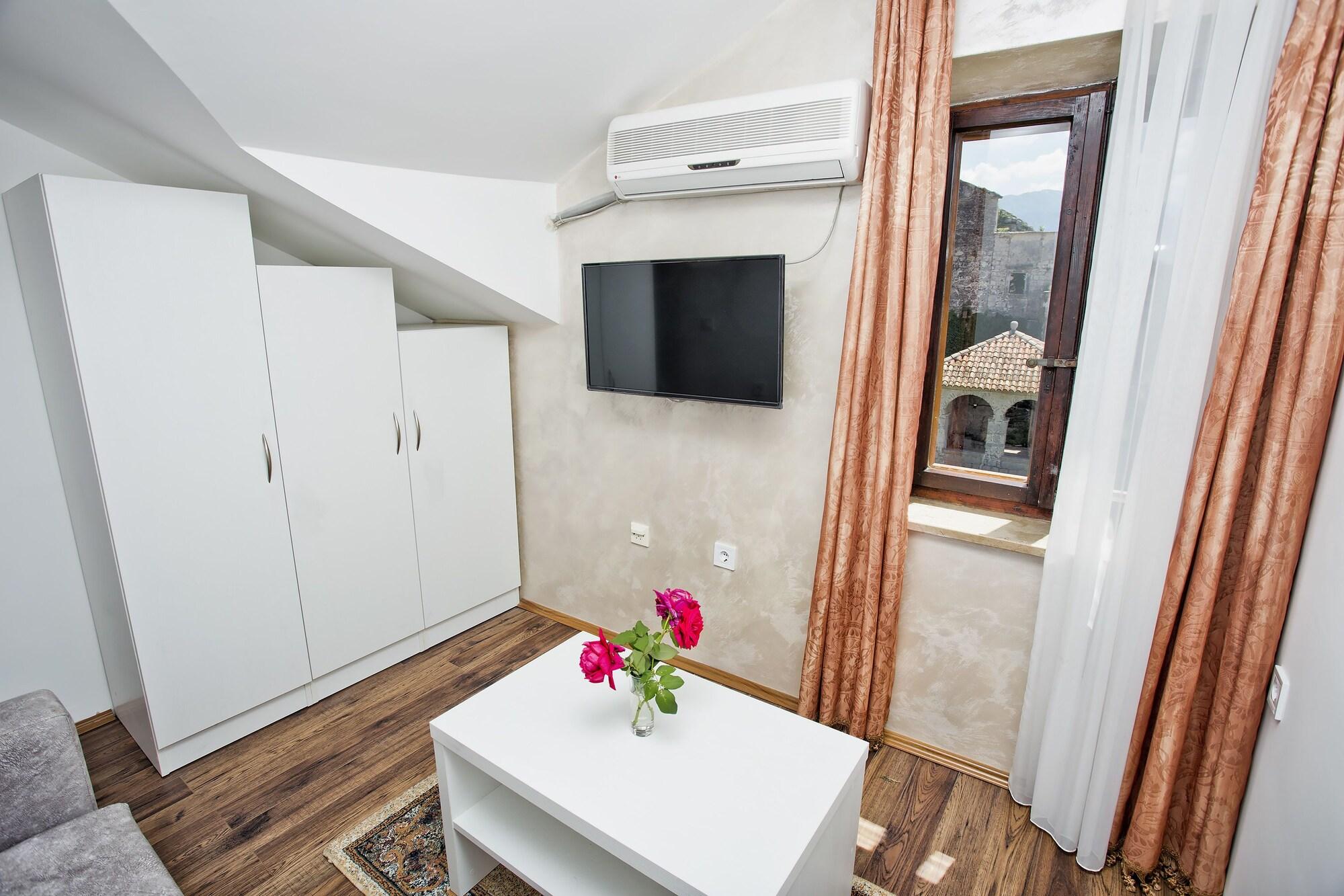 פראסט Apartments Admiral מראה חיצוני תמונה