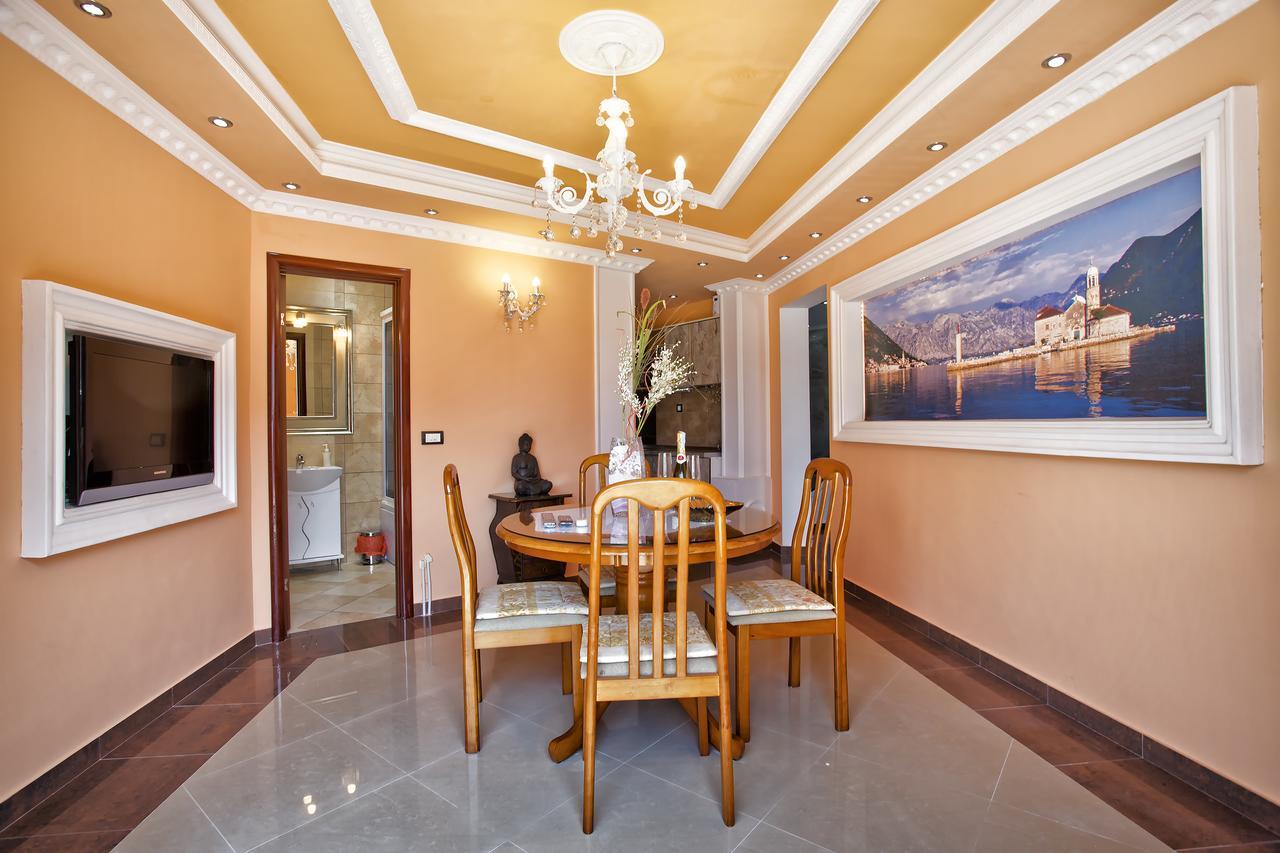פראסט Apartments Admiral מראה חיצוני תמונה